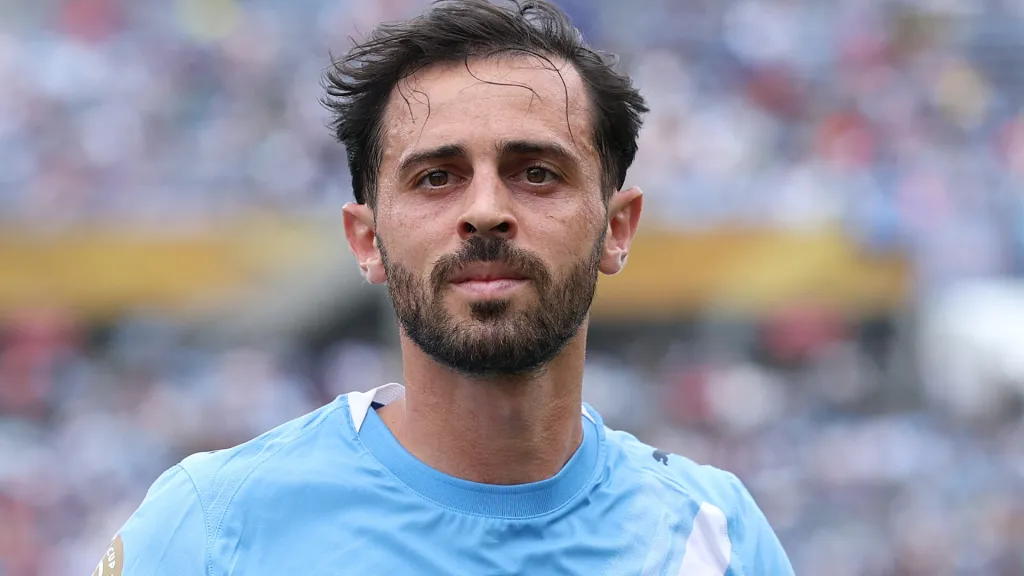 Bernardo Silva, alvo do Barcelona, em campo com o Manchester City. Foto: Dan Mullan/Getty Images
