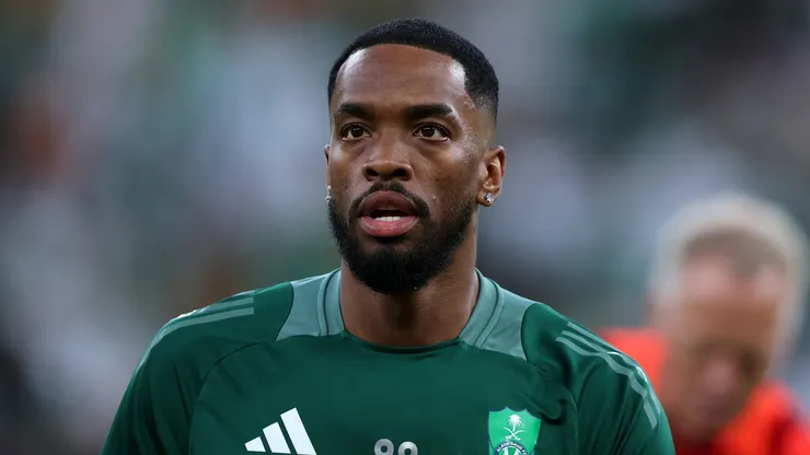 Ivan Toney deve permanecer no Al-Ahli. Foto: Yasser Bakhsh/Getty Images