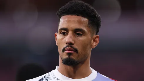 Jogador do Arsenal, William Saliba e alvo do Real Madrid (Foto: Ryan Pierse/Getty Images)