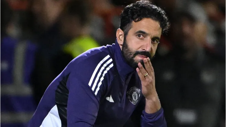 Joshua Zirkzee está na lista de transferências do Manchester United. Foto: Shaun Botterill/Getty Images
