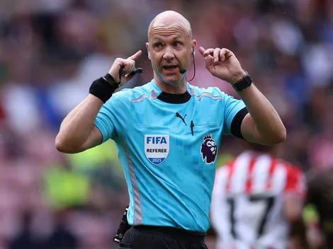 Anthony Taylor apita clássico de Manchester