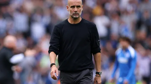 Pep Guardiola, técnico do Manchester City, reage após a derrota da equipe durante a partida da Premier League entre Brighton & Hove Albion e Manchester City no Amex Stadium, em 31 de agosto de 2025, em Brighton, Inglaterra. Foto: Justin Setterfield/Getty Images