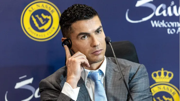 Al-Nassr conta com Cristiano Ronaldo para convencer Bruno Fernandes a deixar o Manchester United. (Photo by Yasser Bakhsh/Getty Images)