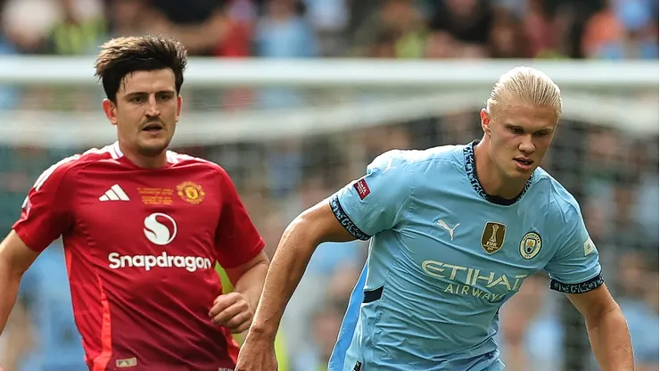 Manchester City é apontado como o favorito para vencer o Manchester United mesmo em crise. (Photo by David Rogers/Getty Images)