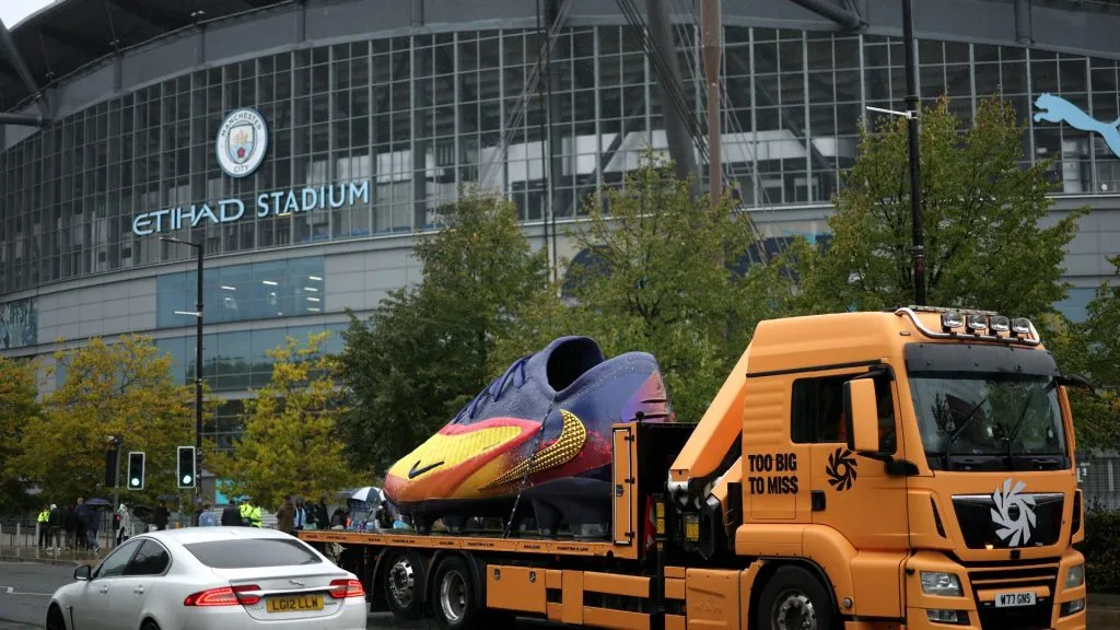 Nova chuteira de Haaland (foto: Carl Recine/Getty Imagens)