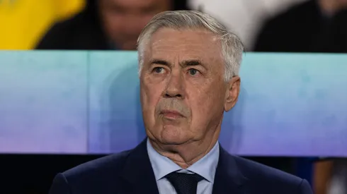 Ancelotti durante jogo da Seleção Brasileira nas Eliminatórias (Foto: Ruano Carneiro/Getty Images)