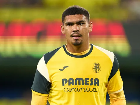 Brasileiro Luiz Júnior falha feio em gol do Tottenham; assista