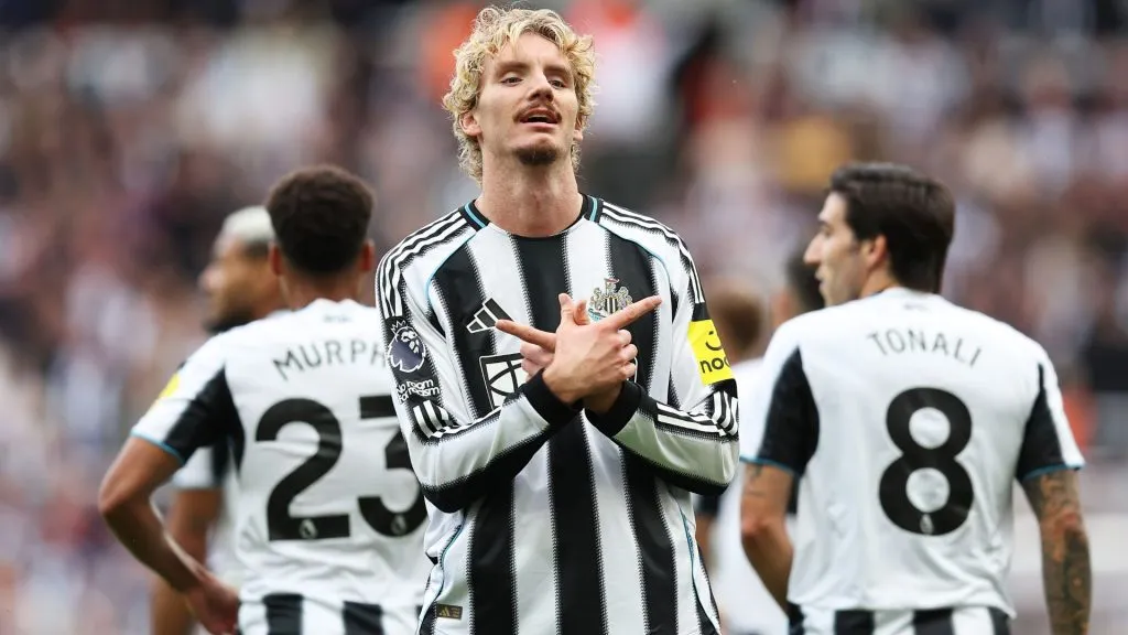 Woltemade é um dos reforços do Newcastle e está cotado para ser titular contra o Barcelona (foto: Matt McNulty/Getty Imagens)
