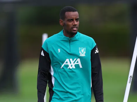 Liverpool tem Isak como titular em estreia da Champions; escalação confirmada