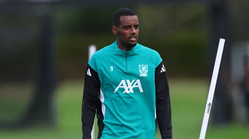 Isak durante treinamento no CT do Liverpool (Foto: Molly Darlington/Getty Images)