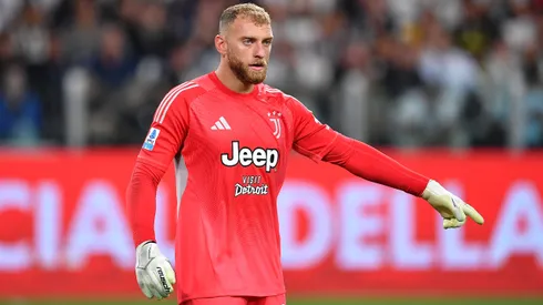 O goleiro Michele Di Gregorio é alvo de críticas, e Igor Tudor busca soluções para restaurar equilíbrio defensivo. (Photo by Valerio Pennicino/Getty Images)