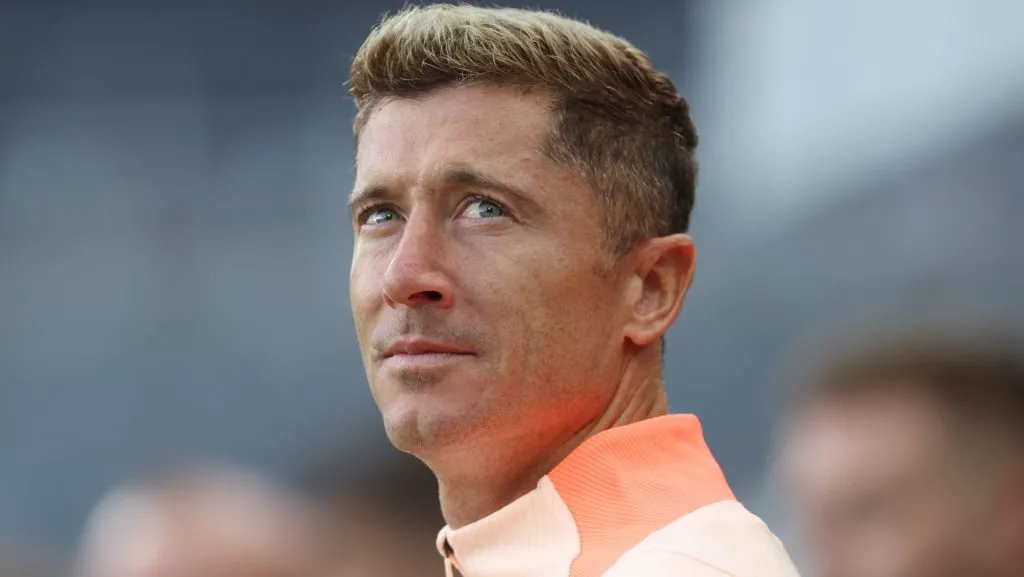 Robert Lewandowski em campo com o Barcelona (Photo by George Wood/Getty Images)