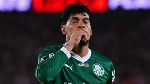 Gustavo Gómez marca pelo Palmeiras. (Foto: Marcelo Endelli/Getty Images)