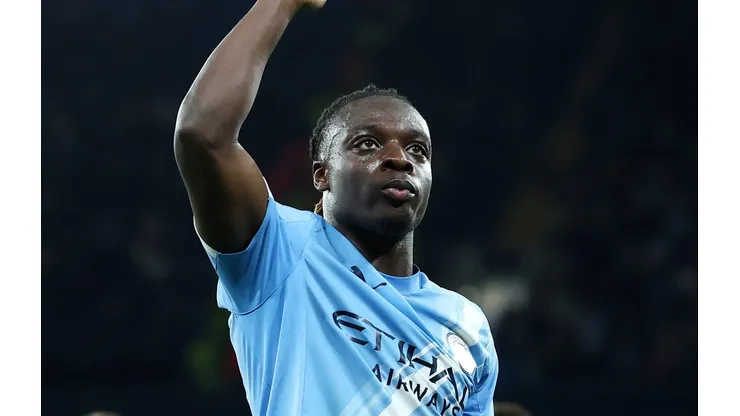 Gol de Jeremy Doku em Manchester City 2 X 0 Napoli rende comparações com Lionel Messi. (Photo by Dan Istitene/Getty Images)