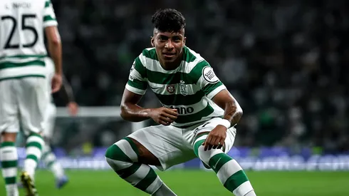 Alisson Santos, de 22 anos, marcou um gol crucial em sua estreia na Champions League, ajudando o time leonino a vencer por 4 a 1. (Foto: Divulgação Twitter / Sporting)