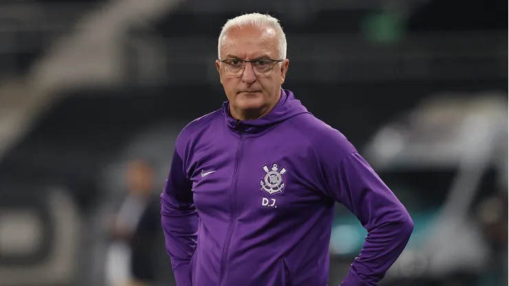 Corinthians vê Porto e Sporting se interessarem por André Luiz; Dorival Júnior quer mantê-lo. (Photo by Wagner Meier/Getty Images)