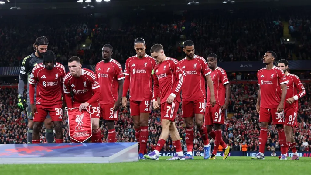 Liverpool antes do apito inicial contra o Atlético de Madrid (Foto: Ryan Pierse/Getty Images)