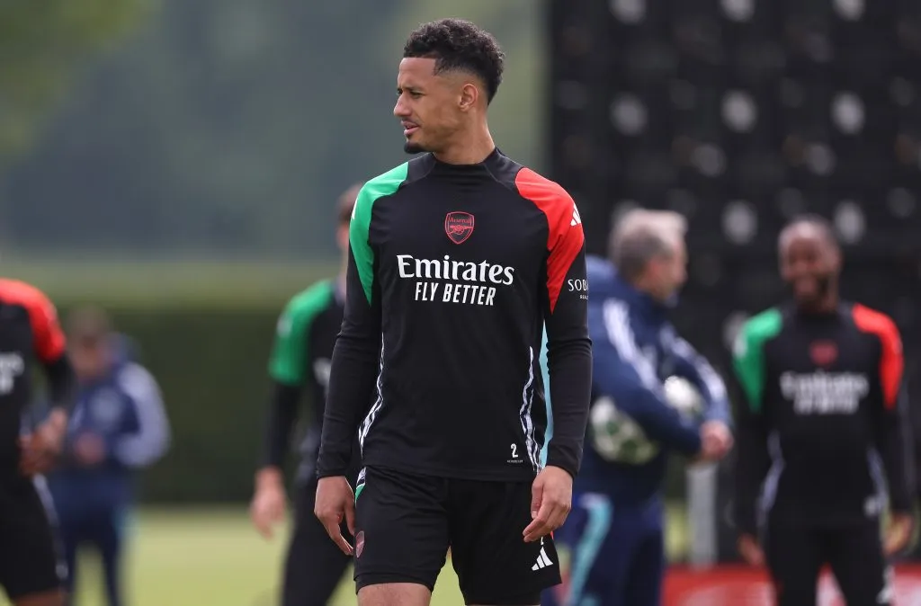 William Saliba em treino do Arsenal. (Photo by Alex Davidson/Getty Images)
