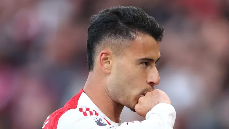 Gabriel Martinelli salva o Arsenal. Foto: Alex Pantling/Getty Images