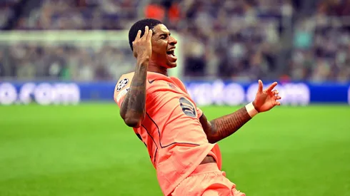 Após tropeços diante de PSG e Sevilla, o treinador analisa ajustes estratégicos, com Rashford cotado para liderar o ataque e reforçar a intensidade ofensiva da equipe. Foto: Clive Mason/Getty Images