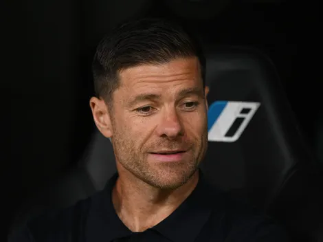 Xabi Alonso elogia Camavinga, na mira do Manchester United