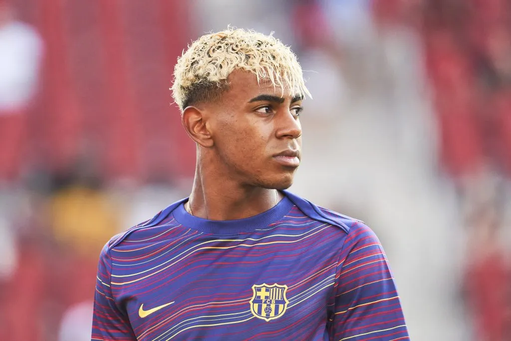 Lamine Yamal é um dos craques do Barcelona. (Photo by Rafa Babot/Getty Images)