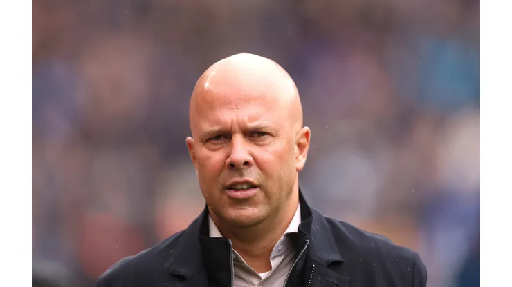 Arne Slot, técnico do Liverpool. (Photo by Carl Recine/Getty Images)