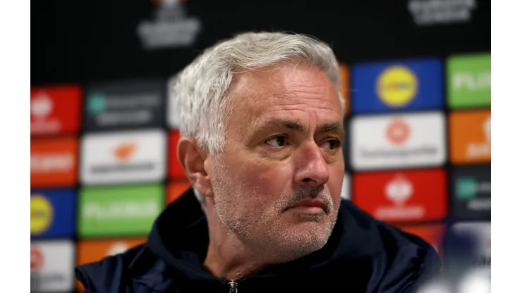 José Mourinho é o atual técnico do Benfica. (Photo by Ian MacNicol/Getty Images)