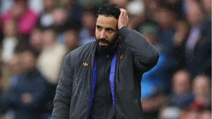 Manchester United avalia demissão de Ruben Amorim e tem Marco Silva e outros dois nomes na mira. (Photo by Michael Regan/Getty Images)