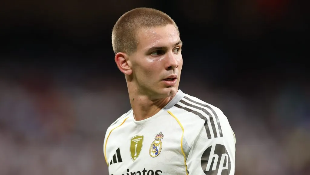 Mastantuono marca pelo Real Madrid com passe de Vinícius Júnior