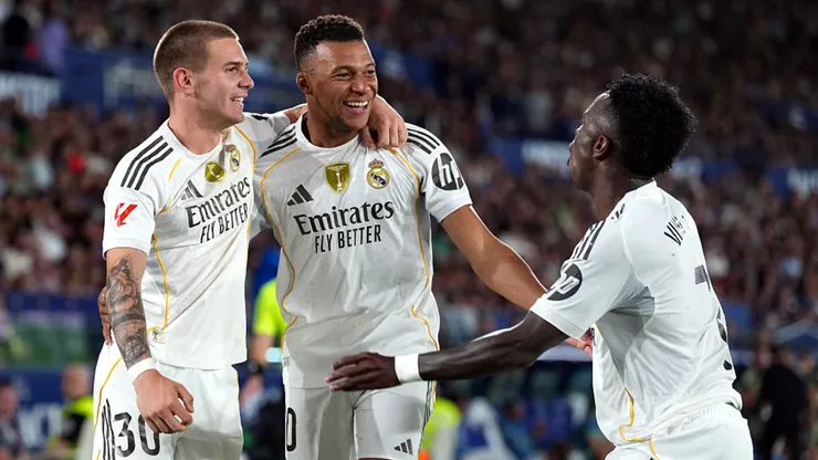 Mbappé comemorando gol pelo Real Madrid.