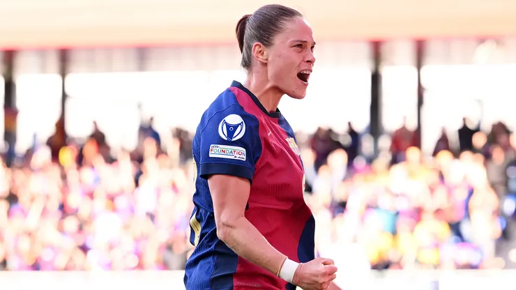 BARCELONA, SPAIN - APRIL 20: Ewa Pajor of FC Barcelona celebrates scoring her team's first goal during the UEFA Women's Champions League Semi-Final first leg match between FC Barcelona and Chelsea FC Women at Estadi Johan Cruyff on April 20, 2025 in Barcelona, Spain. (Photo by David Ramos/Getty Images)