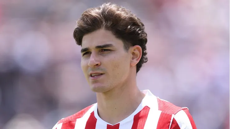 Barcelona pode ver Julián Álvarez, do Atlético de Madrid, assinar com o Liverpool. Foto: Stu Forster