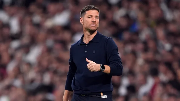 Xabi Alonso pelo Real Madrid. (Foto: Mateo Villalba Sanchez/Getty Images)