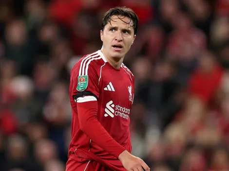 Liverpool deve inscrever Chiesa na Champions League após lesão