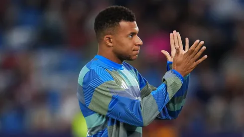 Real Madrid terá Vini Jr, Mbappé e Mastantuono contra Atlético de Madrid. (Photo by Aitor Alcalde/Getty Images)