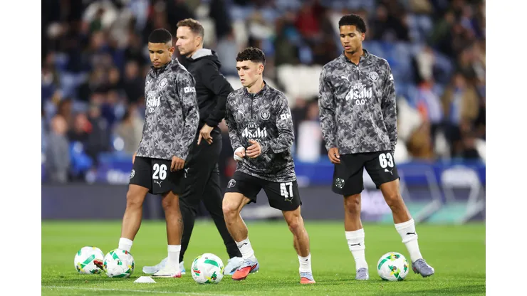 Divine Mukasa e Savinho e Foden foram os destaques do City. (Photo by Matt McNulty/Getty Images)