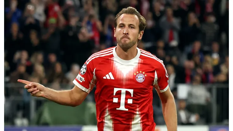 Harry Kane pode deixar o Barcelona de lado e trocar o Bayern de Munique pelo Manchester United. (Photo by Alex Grimm/Getty Images)