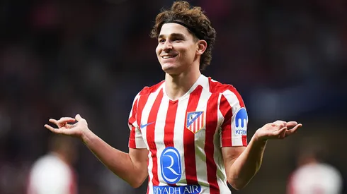 Julián Álvarez comemorando gol pelo Atlético de Madrid.