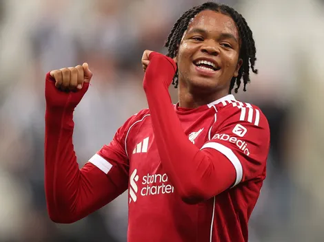 Rio Ngumoha assina contrato profissional e vira aposta do Liverpool