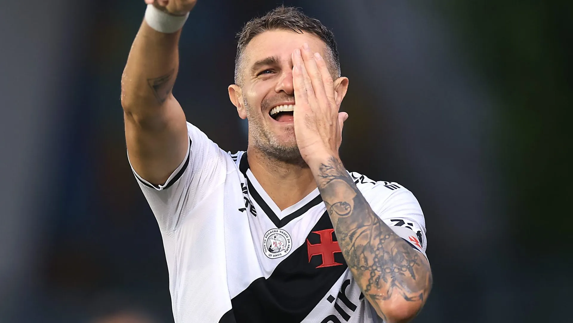 Vegetti em campo com o Vasco (Photo by Buda Mendes/Getty Images)