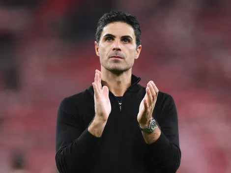 Neville volta a criticar Arteta e prevê possível problema no Arsenal