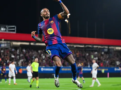 Hansi Flick descarta lesão de Raphinha no Barcelona