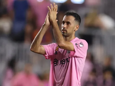 Busquets se aposenta do futebol após fazer história pelo Barcelona