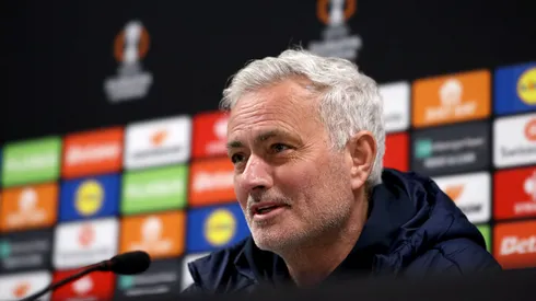 Mourinho chama Stamford Bridge de casa. Foto: MacNicol/Getty Images