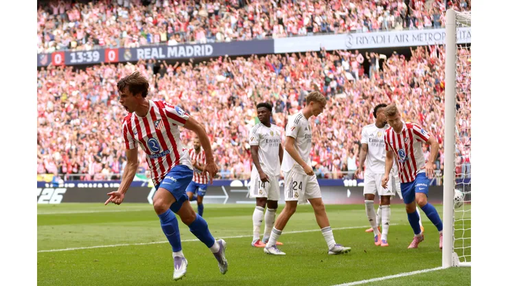 Real Madrid leva 5 e é derrotado pelo Atlético. (Photo by Florencia Tan Jun/Getty Images)