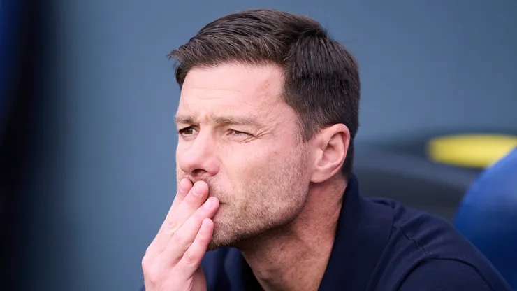 Xabi Alonso em jogo do Real Madrid. (Foto: Juan Manuel Serrano Arce/Getty Images)