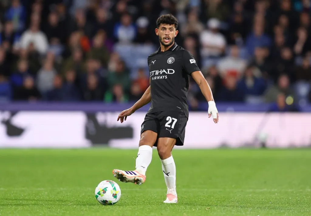 Matheus Nunes em ação pelo Manchester City. (Photo by Matt McNulty/Getty Images)