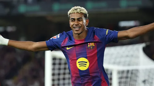 Sem pressão e com personalidade: Lamine Yamal explica por que não busca comparações. Foto: Judit Cartiel/Getty Images