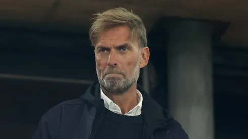 Al-Ittihad não para em Xavi Hernández e também sonha com Jürgen Klopp para substituir Laurent Blanc. (Photo by Alex Grimm/Getty Images)